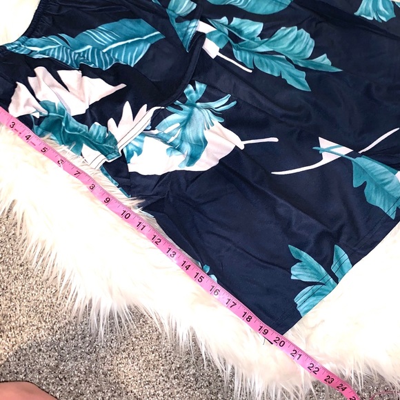 ๐HP 06/02/19๐ Tropical Romper - Picture 4 of 8
